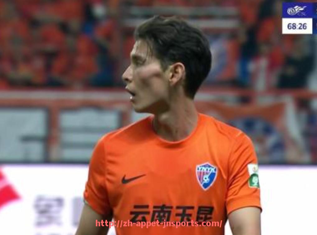 江南体育APP-法甲进攻球员表现全景追踪及赛季重点数据